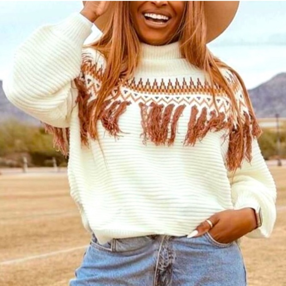 Vintage Cowgirl Style Turtleneck White & Brown W/Tassel/Fringe Knitted Sweater